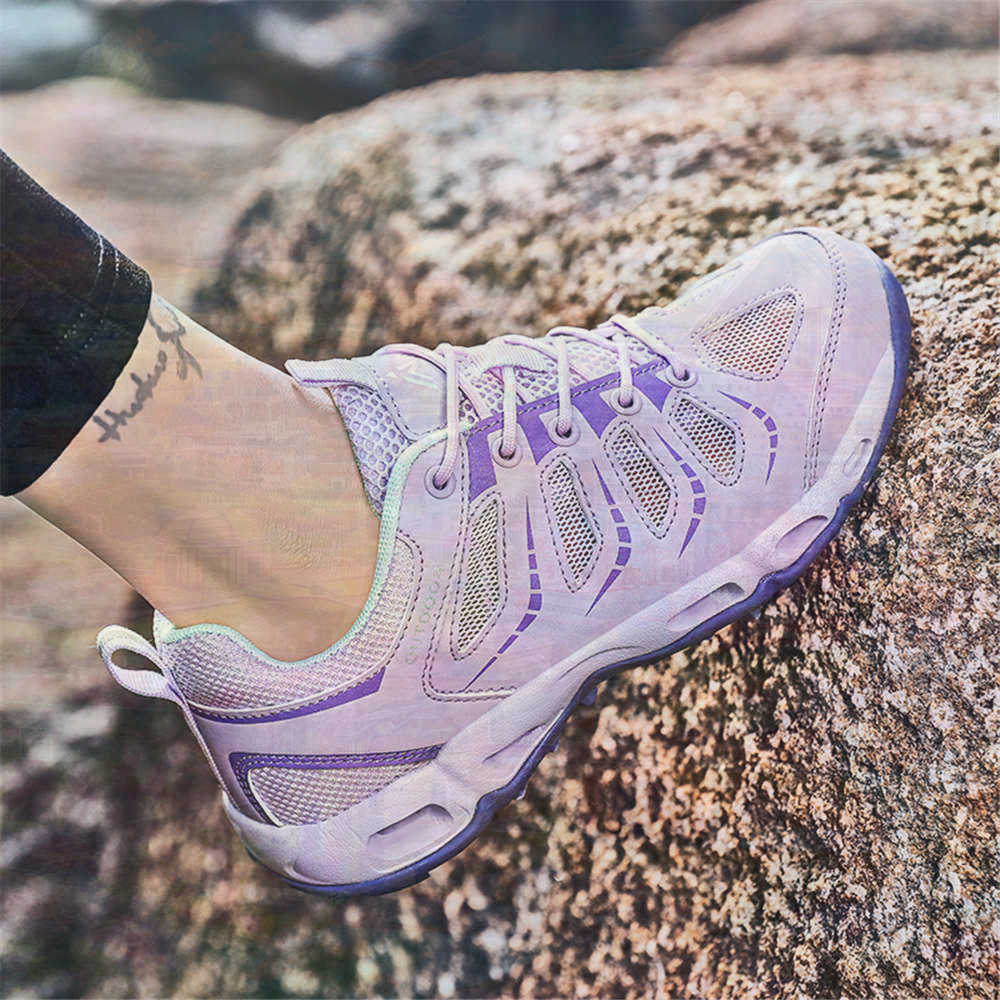 Vintage Fashion Resale - Sepatu Tenis Perak Ujung Bulat Musim