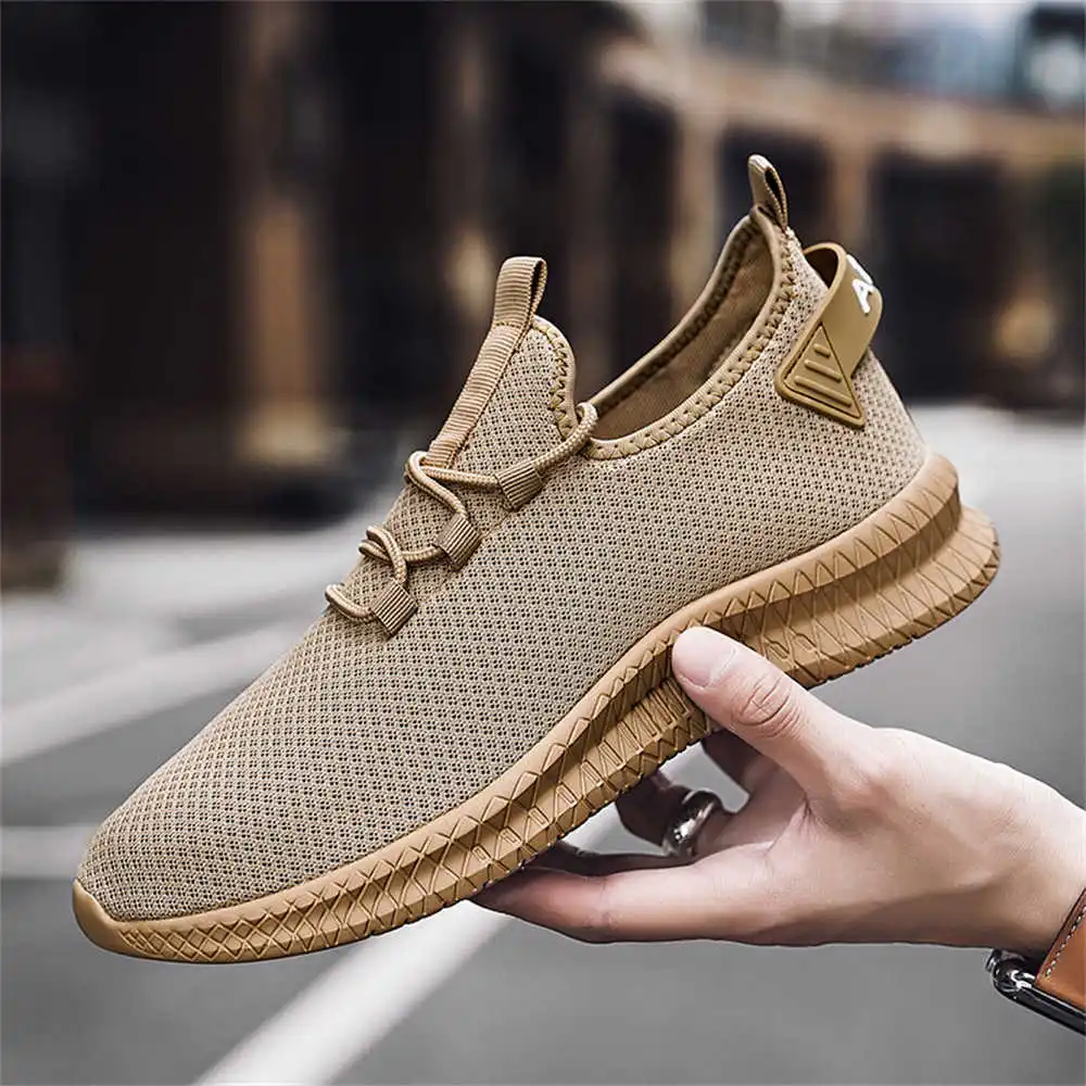 Vintage Fashion Resale - Demi-season sepatu kets lari pria, sepatu