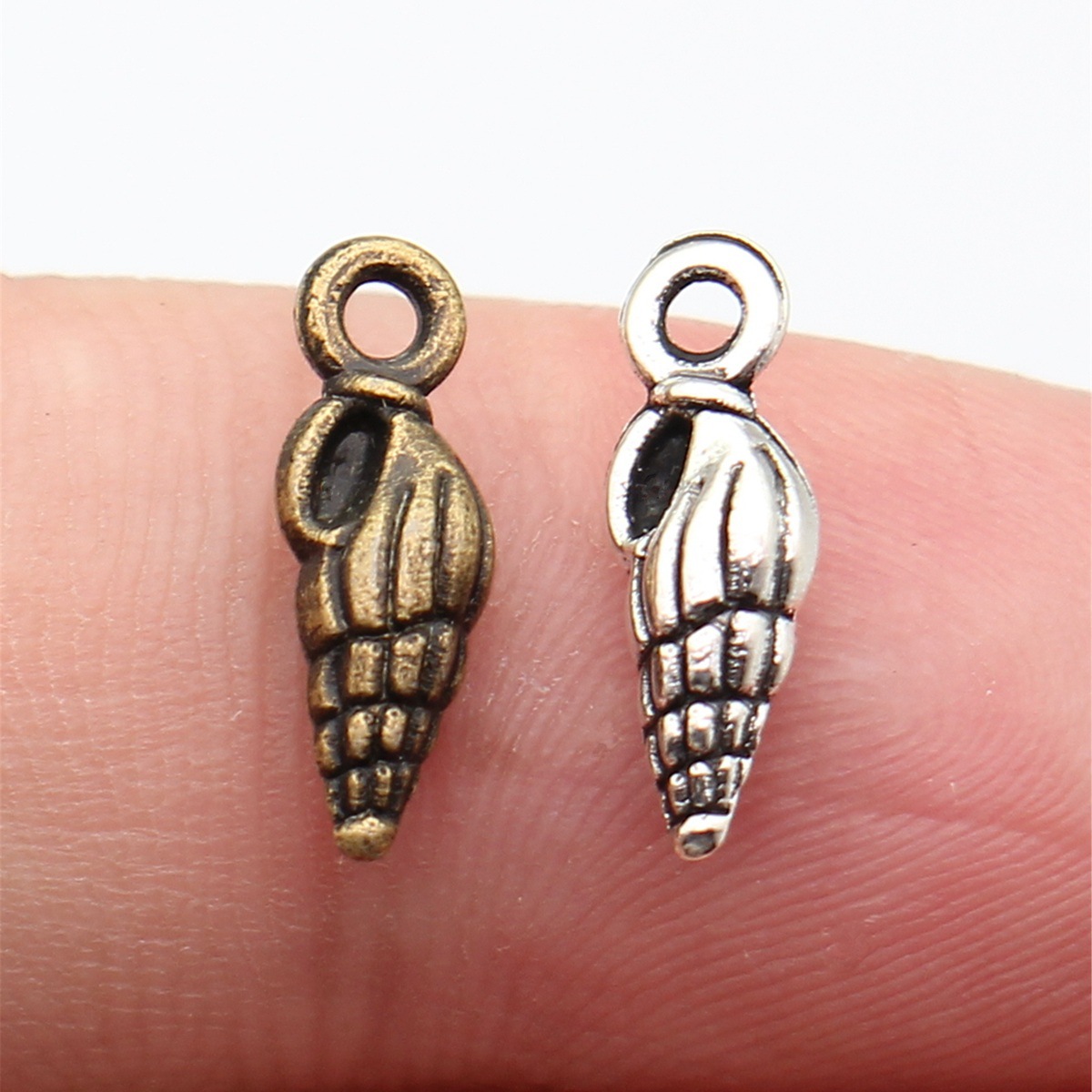 WYSIWYG 20 Buah 5X14Mm 2 Warna - Vintage Fashion Online ulasan dan harga