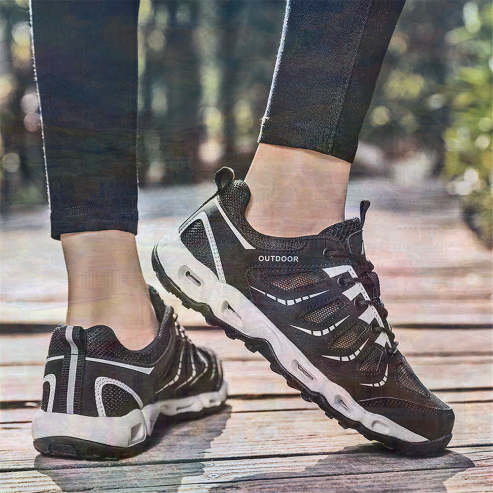Sepatu Tenis Perak Ujung Bulat - Vintage Fashion Resale ulasan dan harga