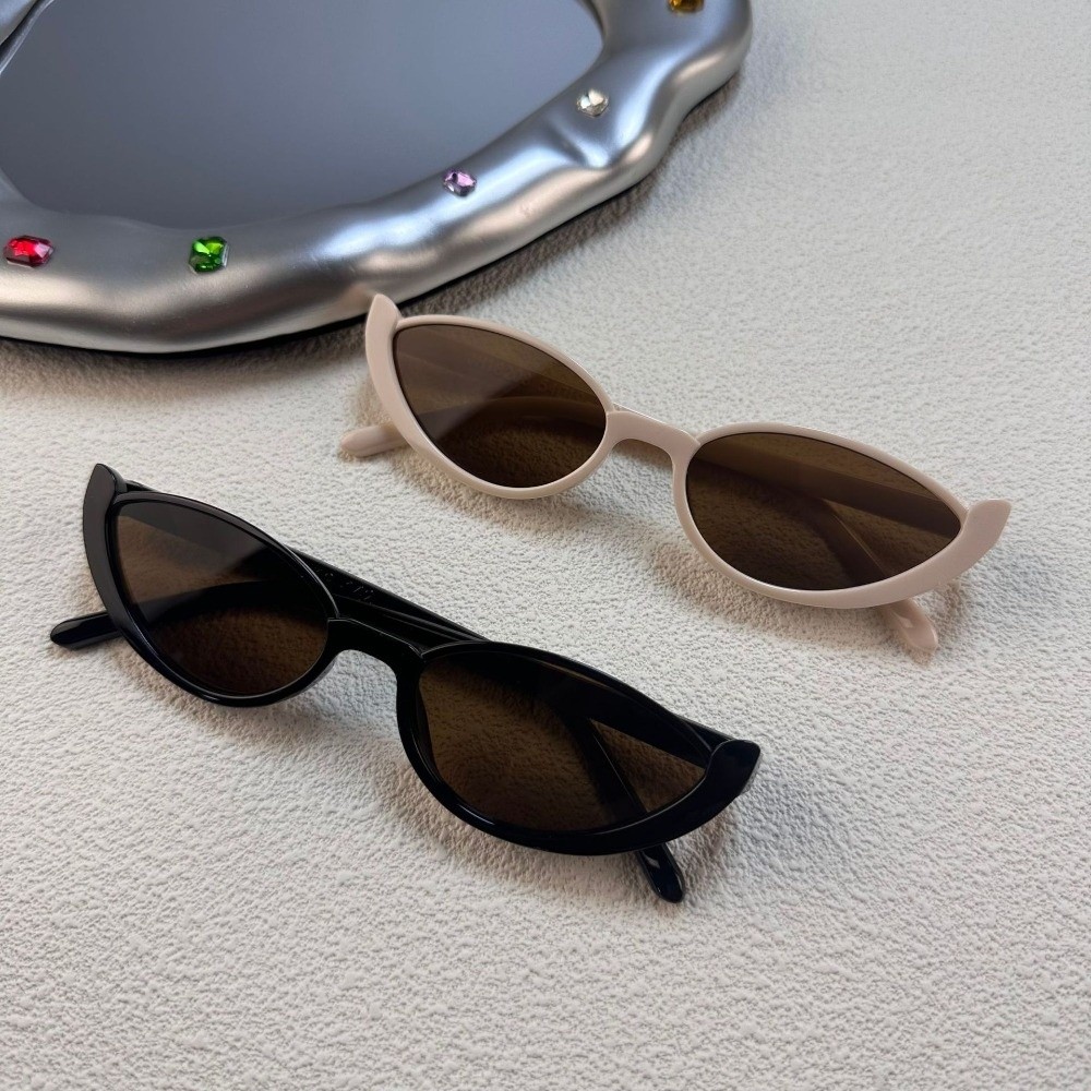Kacamata Hitam Cat Eye Setenga - Vintage Fashion Photography ulasan dan harga