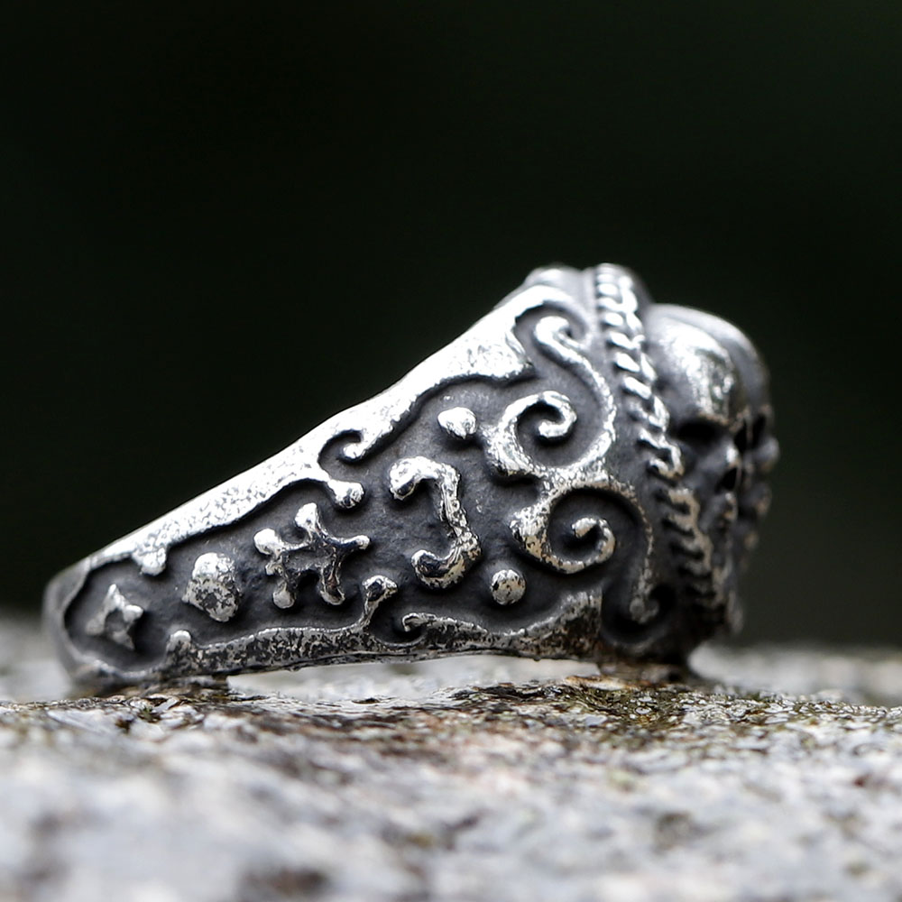 Cincin tengkorak hitam perak P - Vintage Fashion Guide ulasan dan harga